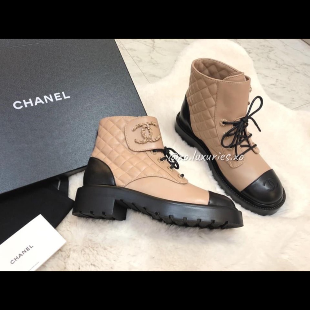 CHANEL w RECEIPT Authentic combat brave boots beige short shoes boot